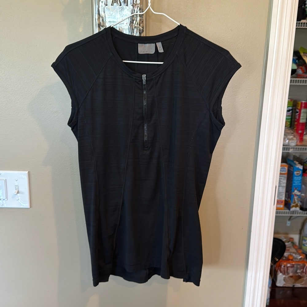 Athleta Black sleeveless workout activewear top zip pocket 1/4 zip size Medium